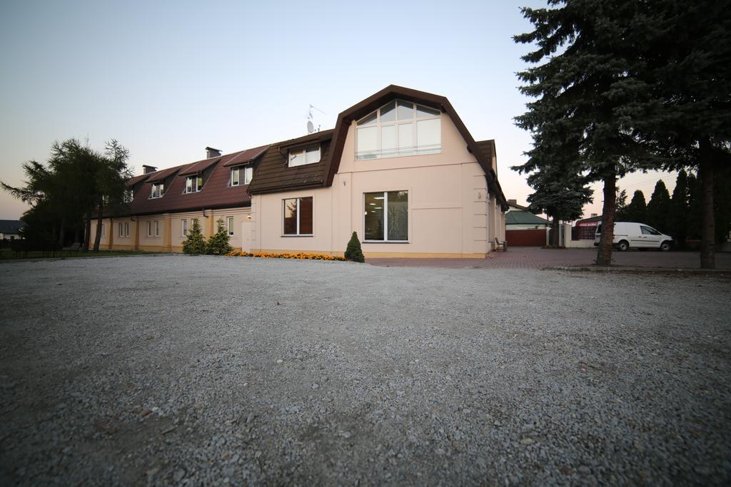 Motel Silver Konstantynow Lodzki Exterior photo